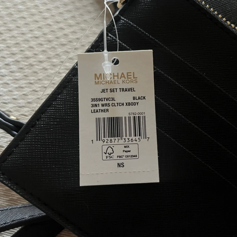 Michael Kors Women's Jet Set
Travel - Clutch Crossbody with Detachable Wallet - Picture 5 of 11